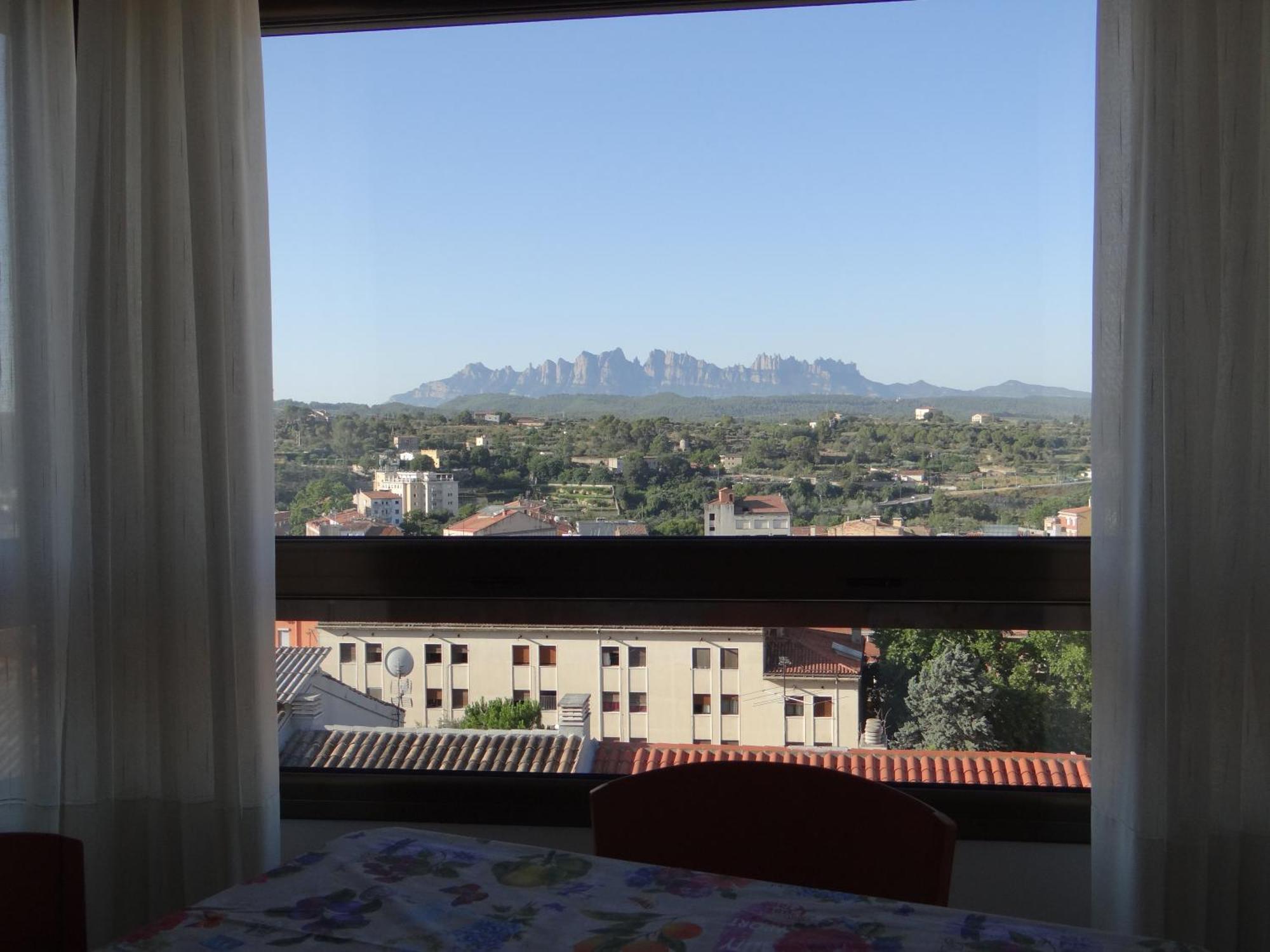 Manresa Apartamentos Turisticos Buitenkant foto