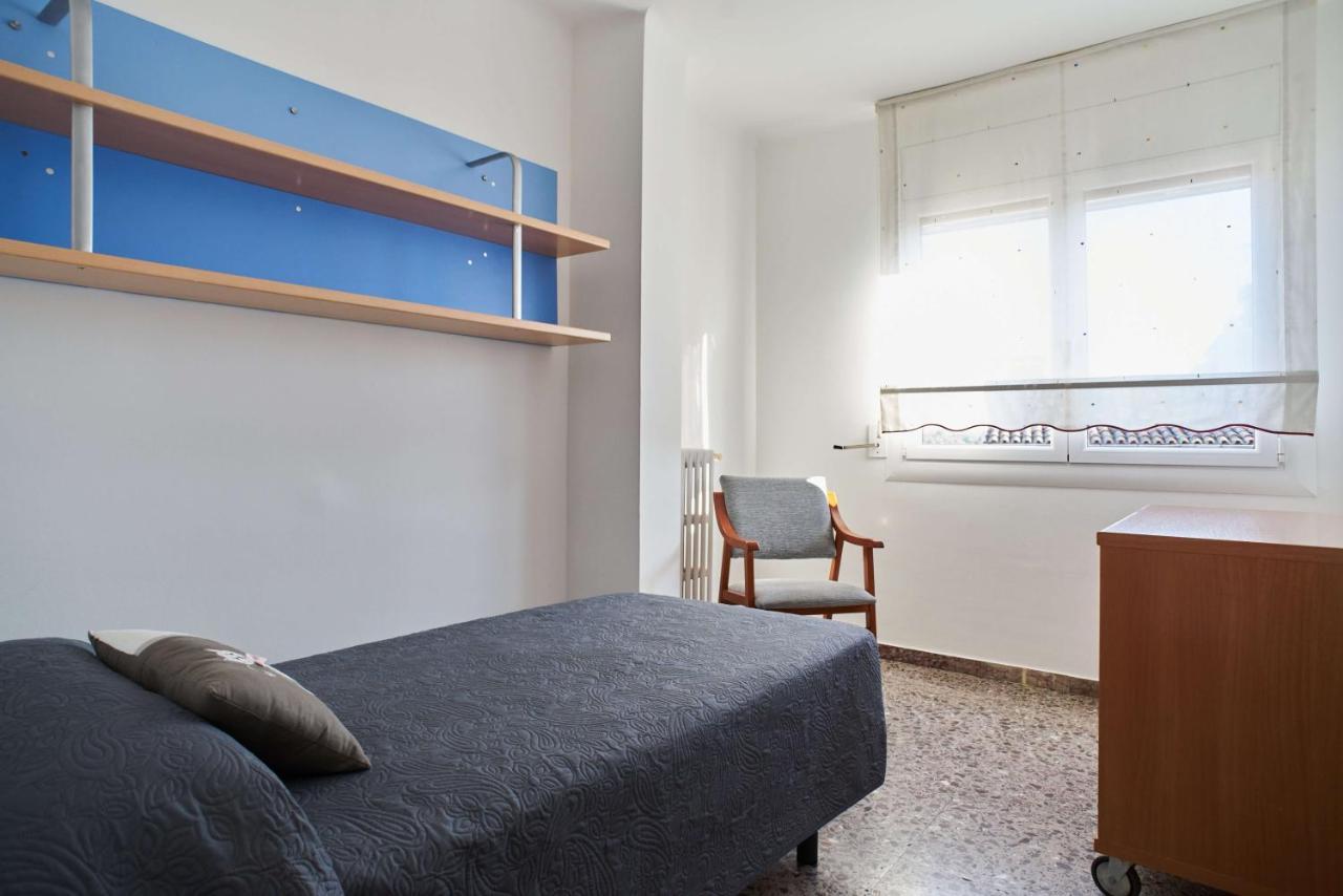 Manresa Apartamentos Turisticos Buitenkant foto