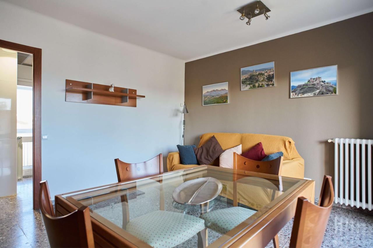 Manresa Apartamentos Turisticos Buitenkant foto